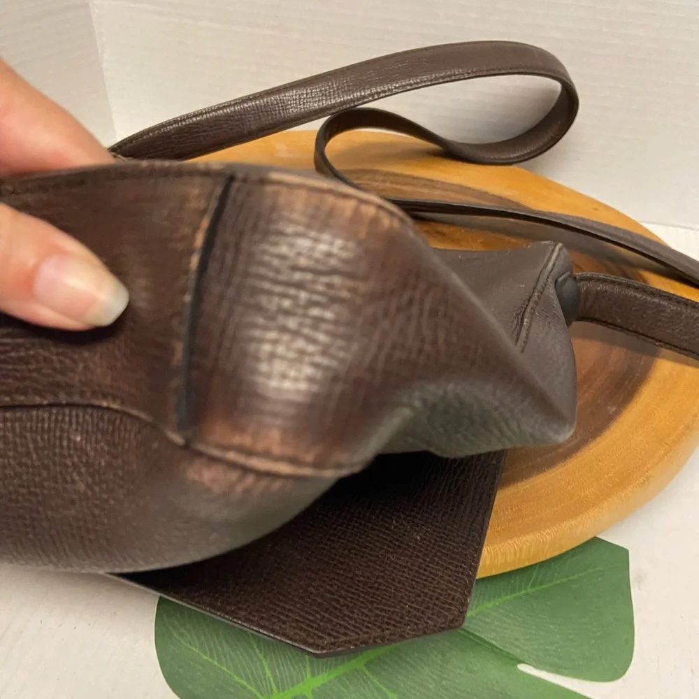 Salvatore Ferragamo Pebbled Leather Unisex Crossbody